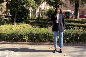 直筒牛仔褲配什么鞋？屬于你的非凡腔調(diào)