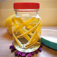 柚子皮有什么妙用 柚子皮的用處和用法 柚子皮有什么妙用 柚子皮的用處和用法