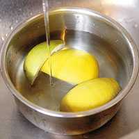 柚子皮有什么妙用 柚子皮的用處和用法 柚子皮有什么妙用 柚子皮的用處和用法