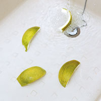 柚子皮有什么妙用 柚子皮的用處和用法 柚子皮有什么妙用 柚子皮的用處和用法