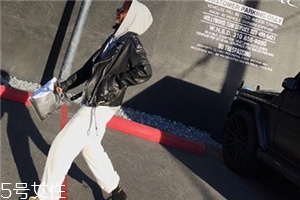 皮衣放久了掉皮怎么辦？皮衣掉皮輕松解決