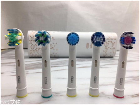 歐樂b電動牙刷怎么樣？四個刷頭很好用