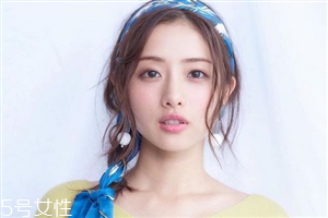 石原里美發(fā)型教程 校閱女孩河野悅子發(fā)型扎法 石原里美發(fā)型教程 校閱女孩河野悅子發(fā)型扎法