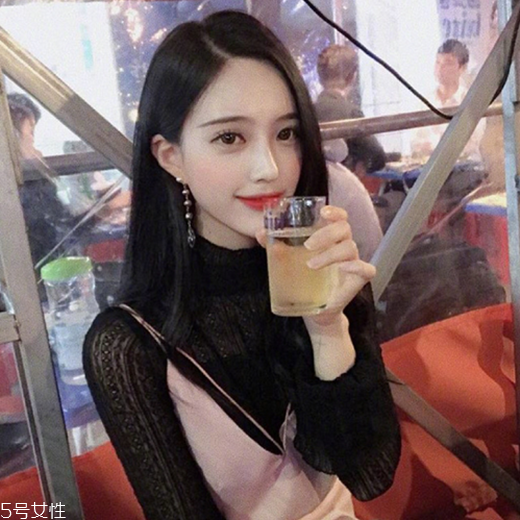 2022最流行的中長發(fā)型 2022最流行的發(fā)型之一 2022最流行的中長發(fā)型 2022最流行的發(fā)型之一