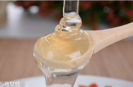 槐花蜜什么時(shí)候有 4月底至6月上旬 槐花蜜什么時(shí)候有 4月底至6月上旬