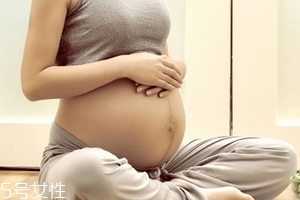 黃金素和愛樂維可以一起吃嗎？