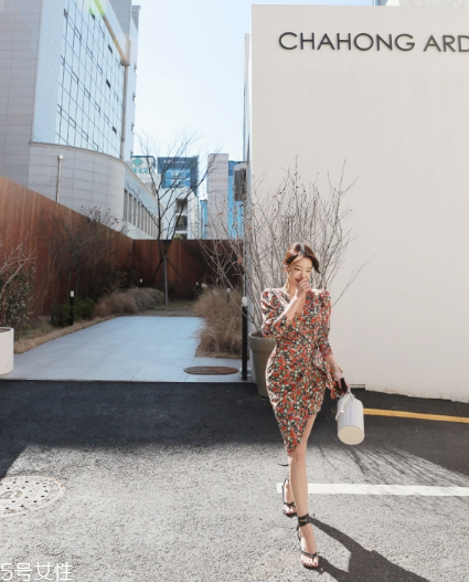 連衣裙搭配什么鞋子好看？處處散發(fā)迷人氣質