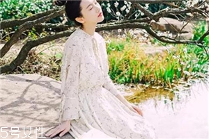 文藝范女生怎么穿搭？和你的青春敘敘舊