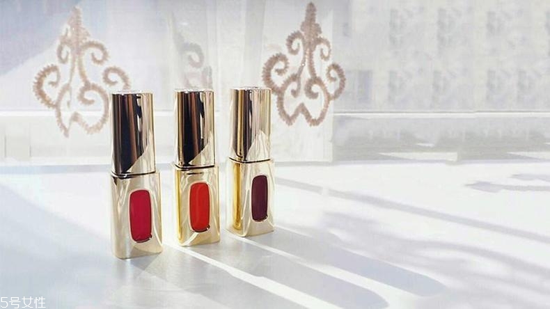 美寶蓮和植村秀哪個(gè)檔次高 同屬歐萊雅旗下大將 美寶蓮和植村秀哪個(gè)檔次高 同屬歐萊雅旗下大將