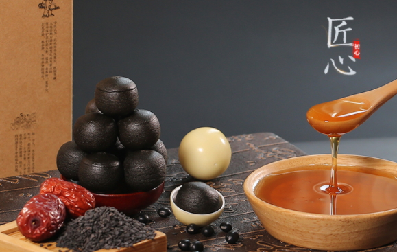 黑芝麻丸的功效與作用 吃黑芝麻丸的好處 黑芝麻丸的功效與作用 吃黑芝麻丸的好處