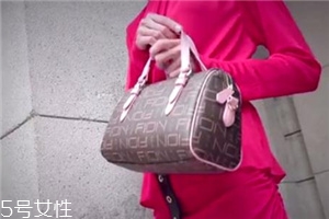 2022年流行什么手提包？盤點(diǎn)今年最火的手提包