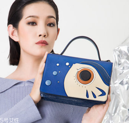 2022年流行什么手提包？盤(pán)點(diǎn)今年最火的手提包