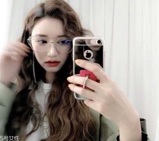 泡面頭適合什么臉型 2022泡面頭發(fā)型圖片 泡面頭適合什么臉型 2022泡面頭發(fā)型圖片