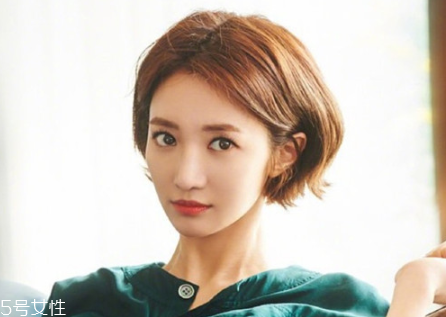 外翻短發(fā)適合什么臉型 2018外翻短發(fā)發(fā)型圖片 外翻短發(fā)適合什么臉型 2018外翻短發(fā)發(fā)型圖片