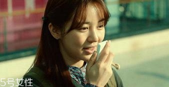 八字劉海適合什么臉型 空氣八字劉海發(fā)型圖 八字劉海適合什么臉型 空氣八字劉海發(fā)型圖