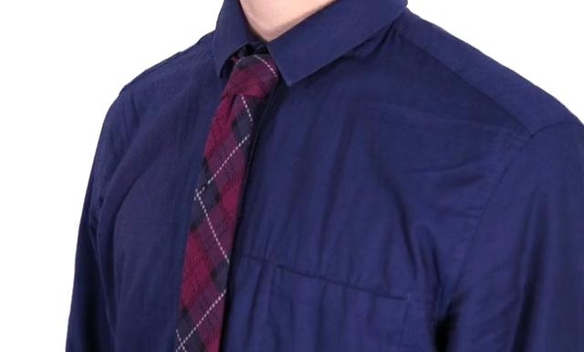 最簡(jiǎn)單的領(lǐng)帶打法圖解 快捷打領(lǐng)帶的方法 最簡(jiǎn)單的領(lǐng)帶打法圖解 快捷打領(lǐng)帶的方法