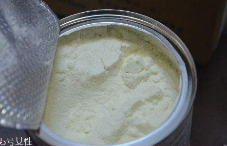 羊奶粉為什么是咸的 羊奶粉的味道 羊奶粉為什么是咸的 羊奶粉的味道