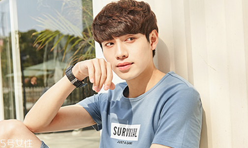 男生染什么顏色好看又低調(diào) 2022最流行發(fā)型顏色男生 男生染什么顏色好看又低調(diào) 2022最流行發(fā)型顏色男生