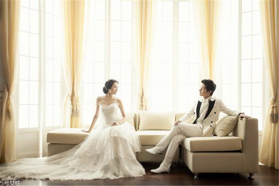 圓臉新娘發(fā)型2018圖片 任何臉型新娘發(fā)型圖片大全 圓臉新娘發(fā)型2018圖片 任何臉型新娘發(fā)型圖片大全