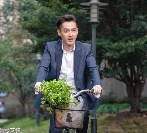 男士染發(fā)什么顏色好看 2022最流行的男士發(fā)色 男士染發(fā)什么顏色好看 2022最流行的男士發(fā)色