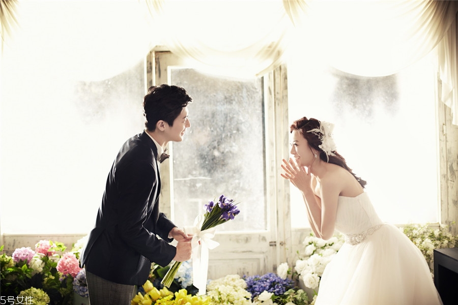 圓臉新娘發(fā)型2018圖片 任何臉型新娘發(fā)型圖片大全 圓臉新娘發(fā)型2018圖片 任何臉型新娘發(fā)型圖片大全