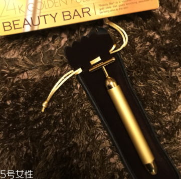 黃金棒能去淚溝嗎 黃金棒去淚溝的方法 黃金棒能去淚溝嗎 黃金棒去淚溝的方法