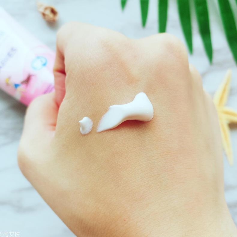 水寶寶防曬霜適合油皮嗎 水寶寶防曬油性測(cè)試 水寶寶防曬霜適合油皮嗎 水寶寶防曬油性測(cè)試