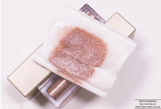 液體眼影好用嗎 好用的液體眼影推薦 液體眼影好用嗎 好用的液體眼影推薦