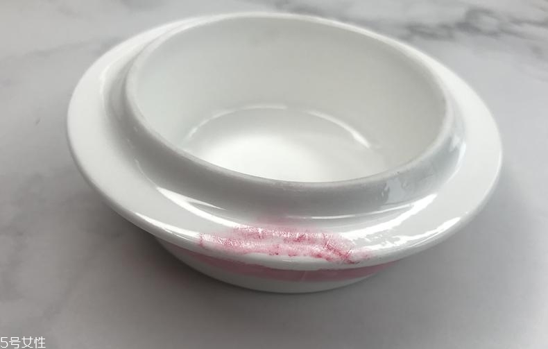 新西蘭km口紅4號是什么色 kareen murrell04素顏圖 新西蘭km口紅4號是什么色 kareen murrell04素顏圖