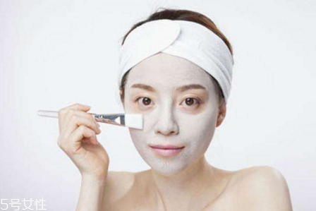 泥狀面膜可以天天敷嗎 泥狀面膜的正確敷法 泥狀面膜可以天天敷嗎 泥狀面膜的正確敷法