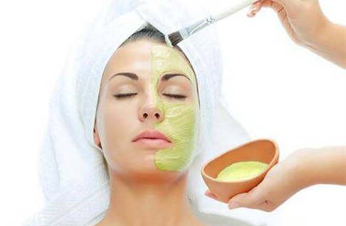 敷綠豆泥面膜有刺痛感是過(guò)敏嗎 哪些習(xí)慣敷面膜會(huì)刺痛感 敷綠豆泥面膜有刺痛感是過(guò)敏嗎 哪些習(xí)慣敷面膜會(huì)刺痛感