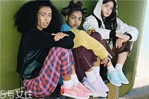 puma后跟蝴蝶結(jié)板鞋多少錢(qián)？彪馬后跟蝴蝶結(jié)專(zhuān)柜價(jià)格