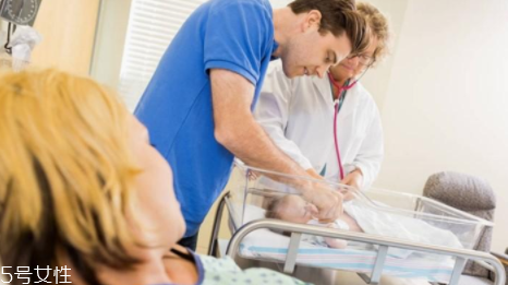 會(huì)陰側(cè)切傷口多久會(huì)愈合 會(huì)陰側(cè)切術(shù)如何避免 會(huì)陰側(cè)切傷口多久會(huì)愈合 會(huì)陰側(cè)切術(shù)如何避免