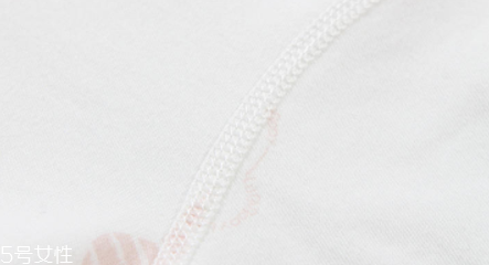 新生兒睡衣怎么選 寶寶睡衣注意6個(gè)要點(diǎn) 新生兒睡衣怎么選 寶寶睡衣注意6個(gè)要點(diǎn)