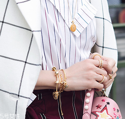 潘多拉小蜜蜂手鏈多少錢？潘多拉小蜜蜂手鏈價(jià)格