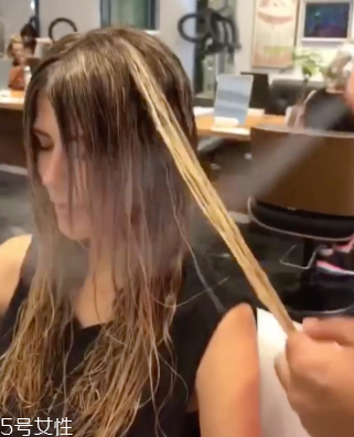 igk速干噴霧怎么樣 no more blow干發(fā)噴霧好用嗎 igk速干噴霧怎么樣 no more blow干發(fā)噴霧好用嗎