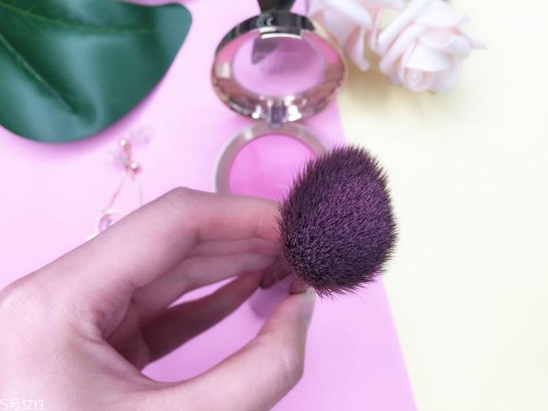 milani腮紅10號(hào)適合黃皮嗎 米蘭妮10號(hào)色試色 milani腮紅10號(hào)適合黃皮嗎 米蘭妮10號(hào)色試色