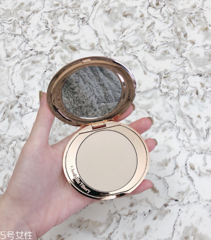 適合干皮的定妝產(chǎn)品推薦 九款定妝產(chǎn)品使用心得 適合干皮的定妝產(chǎn)品推薦 九款定妝產(chǎn)品使用心得