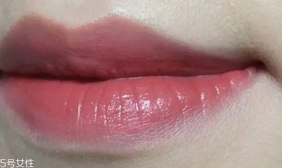 阿瑪尼紅管501和黑管501哪個(gè)好看 阿瑪尼唇釉怎么選購(gòu) 阿瑪尼紅管501和黑管501哪個(gè)好看 阿瑪尼唇釉怎么選購(gòu)