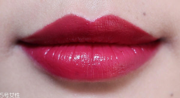 阿瑪尼紅管501和黑管501哪個(gè)好看 阿瑪尼唇釉怎么選購(gòu) 阿瑪尼紅管501和黑管501哪個(gè)好看 阿瑪尼唇釉怎么選購(gòu)