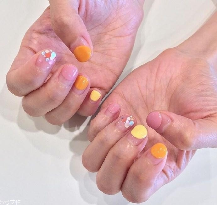 適合夏日小清新ins風(fēng)格美甲款式 2018日系少女心美甲 適合夏日小清新ins風(fēng)格美甲款式 2018日系少女心美甲