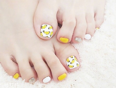 夏季腳部個(gè)性美甲圖片大全 最新腳指甲款式圖片2022 夏季腳部個(gè)性美甲圖片大全 最新腳指甲款式圖片2022