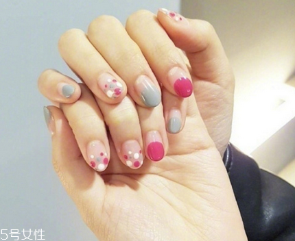 夏季跳躍純色美甲推薦 超級耐看的夏季清爽美甲 夏季跳躍純色美甲推薦 超級耐看的夏季清爽美甲