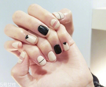 夏季跳躍純色美甲推薦 超級耐看的夏季清爽美甲 夏季跳躍純色美甲推薦 超級耐看的夏季清爽美甲