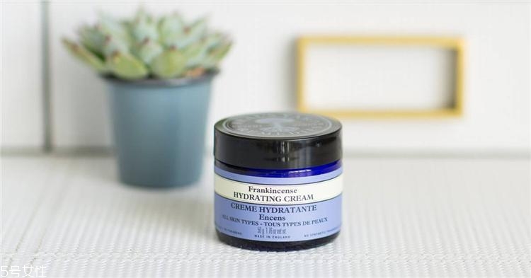 英國nyr適合什么人用 neal s yard王牌產(chǎn)品盤點 英國nyr適合什么人用 neal s yard王牌產(chǎn)品盤點