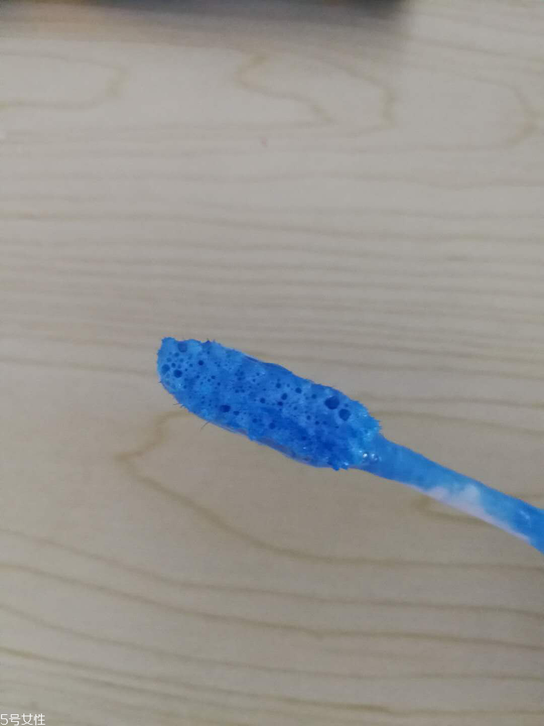 美白牙膏佳潔士和中華哪個好 美白牙膏佳潔士vs中華 美白牙膏佳潔士和中華哪個好 美白牙膏佳潔士vs中華