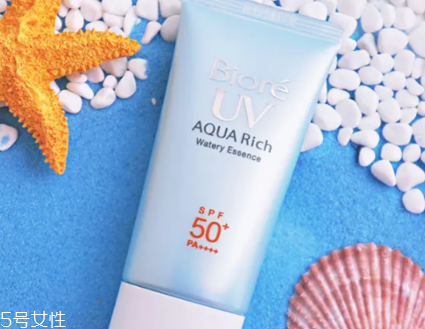 安耐曬和碧柔有什么區(qū)別 碧柔防曬霜和安耐曬哪個(gè)好 安耐曬和碧柔有什么區(qū)別 碧柔防曬霜和安耐曬哪個(gè)好