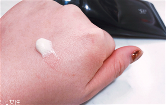 洗面奶是有泡沫的好還是沒有泡沫的好 2022最暢銷洗面奶 洗面奶是有泡沫的好還是沒有泡沫的好 2022最暢銷洗面奶