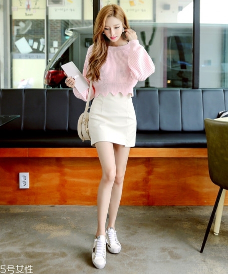 寬松針織衫怎么搭配 寬松針織衫搭配圖片 寬松針織衫怎么搭配 寬松針織衫搭配圖片