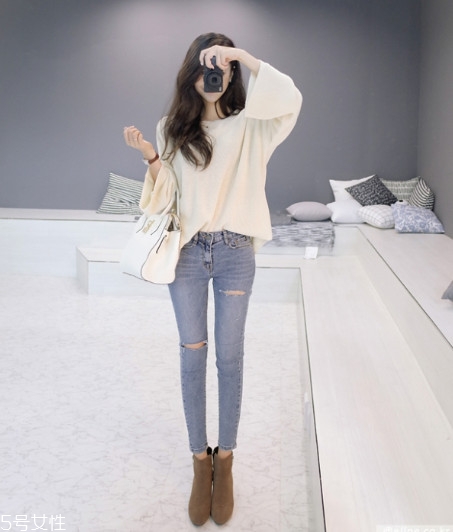 寬松針織衫怎么搭配 寬松針織衫搭配圖片 寬松針織衫怎么搭配 寬松針織衫搭配圖片